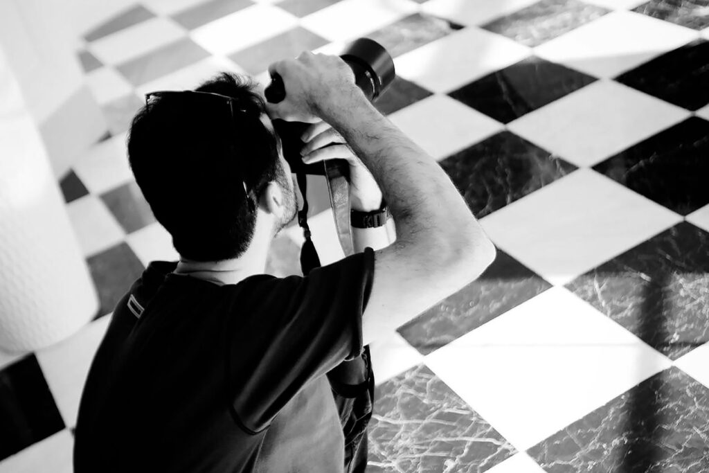 Todo lo que Debes Saber Antes de Contratar un Fotógrafo Profesional